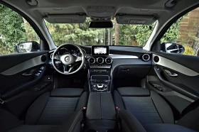 Mercedes-Benz GLC 220 4MATIC // DISTRONIK// EXCLUSIVE, снимка 9