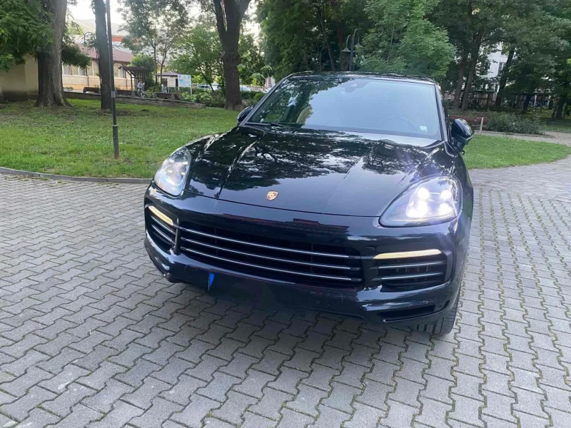 Porsche Cayenne 3.0 V6 Turbo Регистриран/Вс.платено/Обслужен/2019, снимка 3 - Автомобили и джипове - 52461606