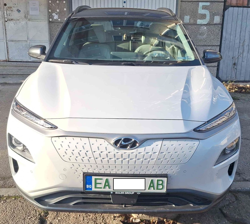 Hyundai Kona ГАРАНЦИЯ , УНИКАЛНА, снимка 4 - Автомобили и джипове - 52850415
