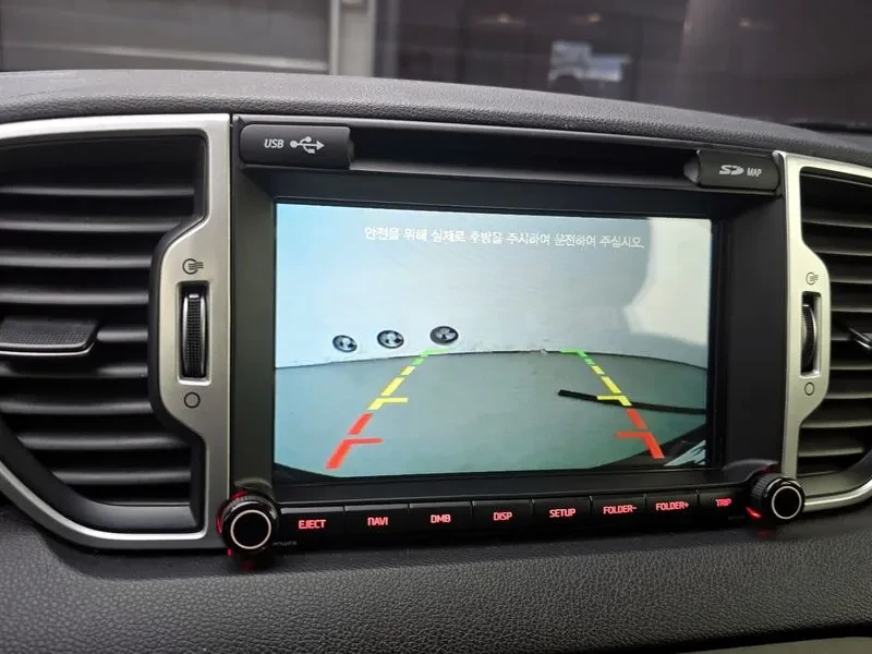 Kia Sportage 2.0 CRDi 4WD, снимка 15 - Автомобили и джипове - 54274973