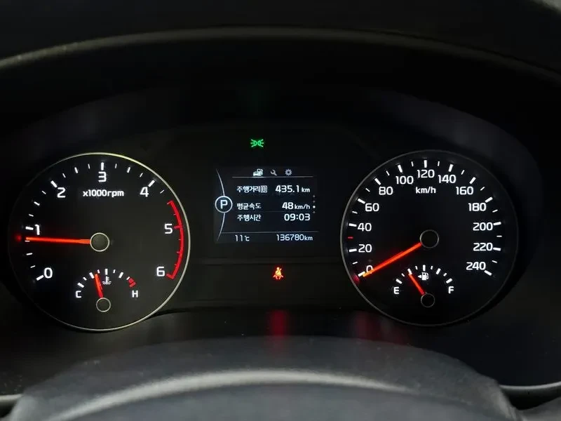 Kia Sportage 2.0 CRDi 4WD, снимка 8 - Автомобили и джипове - 54274973