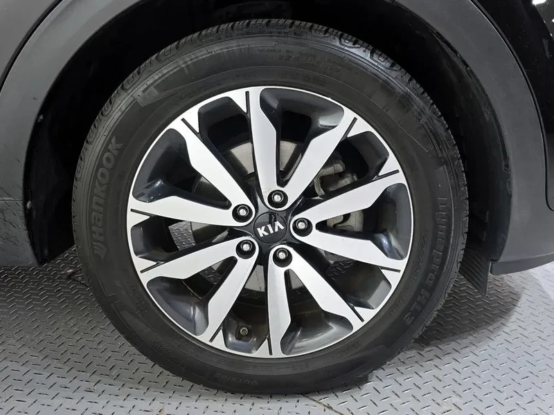 Kia Sportage 2.0 CRDi 4WD, снимка 5 - Автомобили и джипове - 54274973