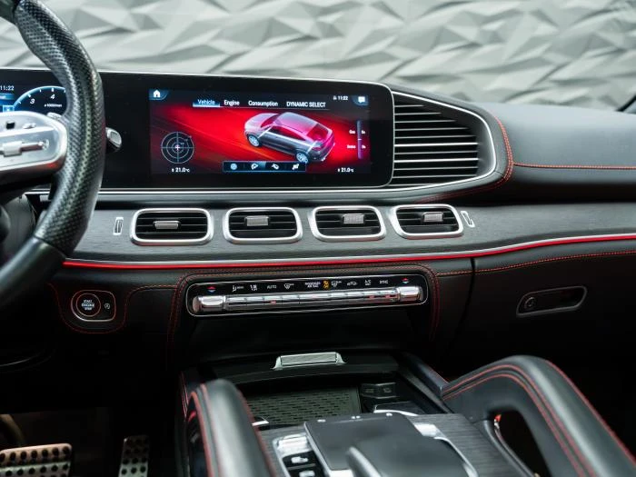 Mercedes-Benz GLE 53 4MATIC COUPE* BURMESTER* 360CAM* ОБДУХВ* PANO* AIRMATIC* , снимка 12 - Автомобили и джипове - 54666056