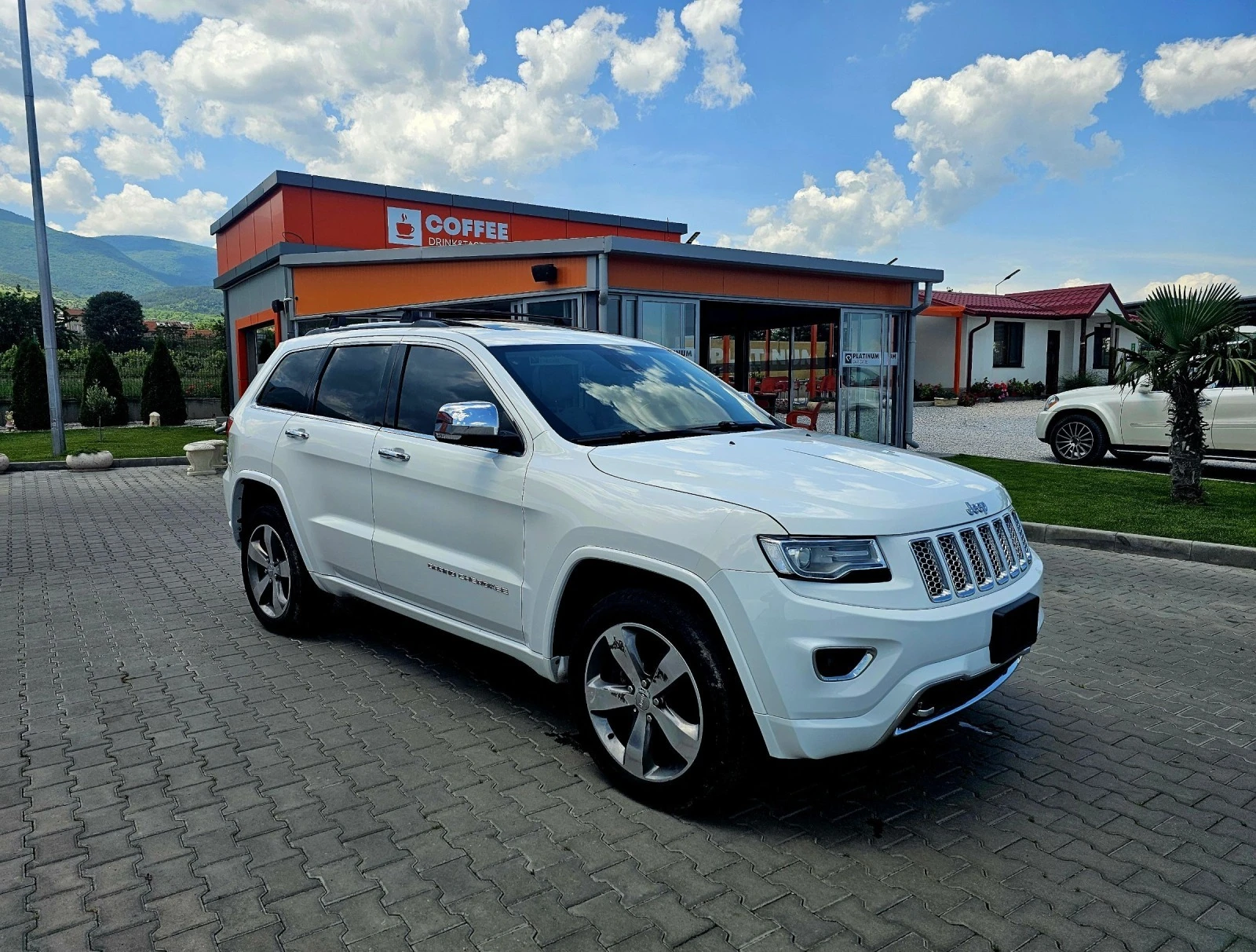 Jeep Grand cherokee 5.7 HEMI - изображение 3