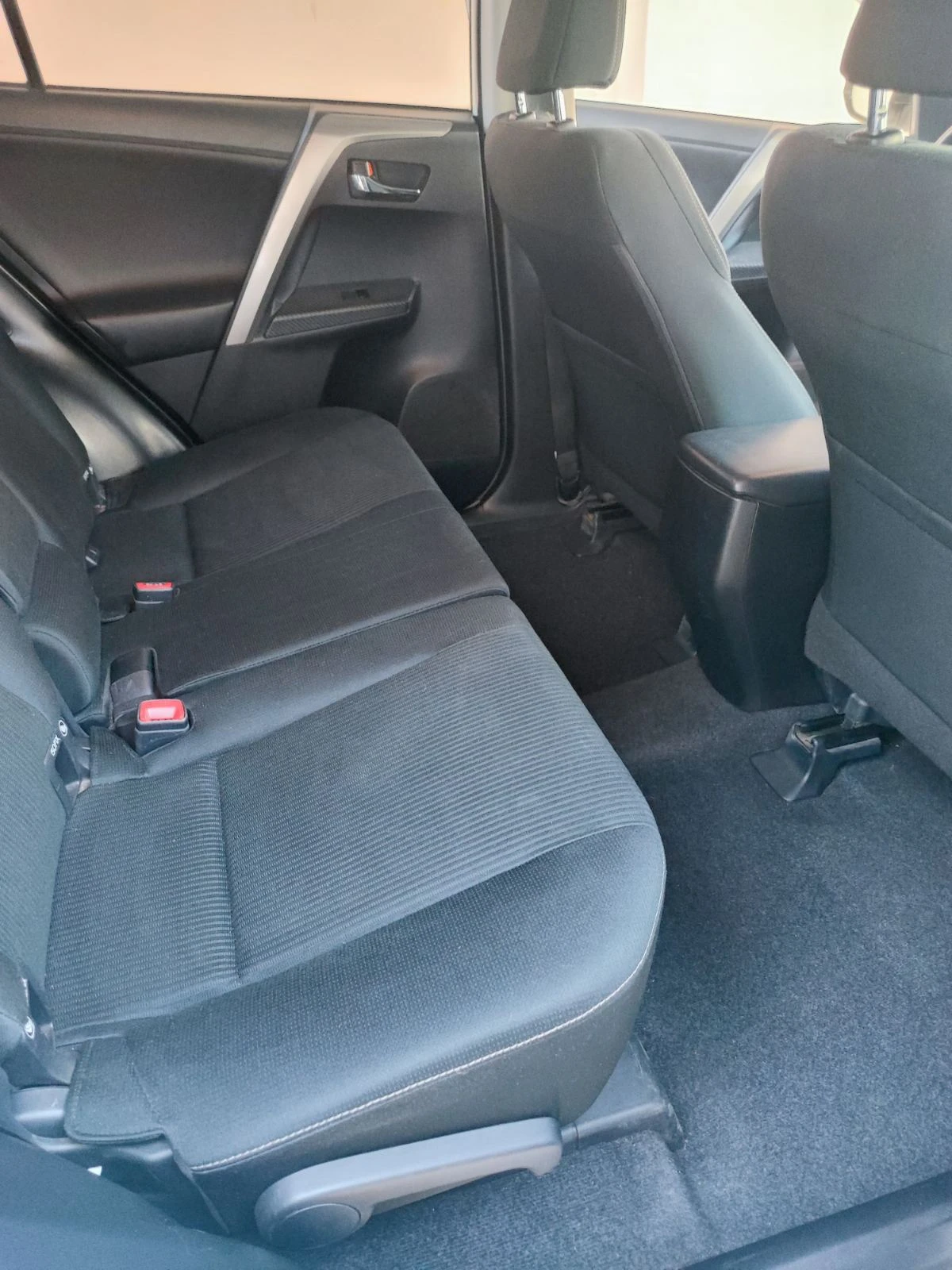 Toyota Rav4 2.0 D4D 4x4 - изображение 6