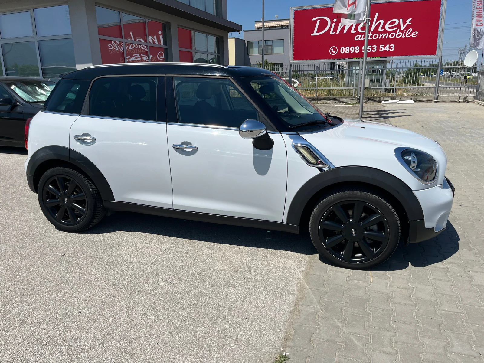 Mini Countryman 1.6 i 184k.c - изображение 4