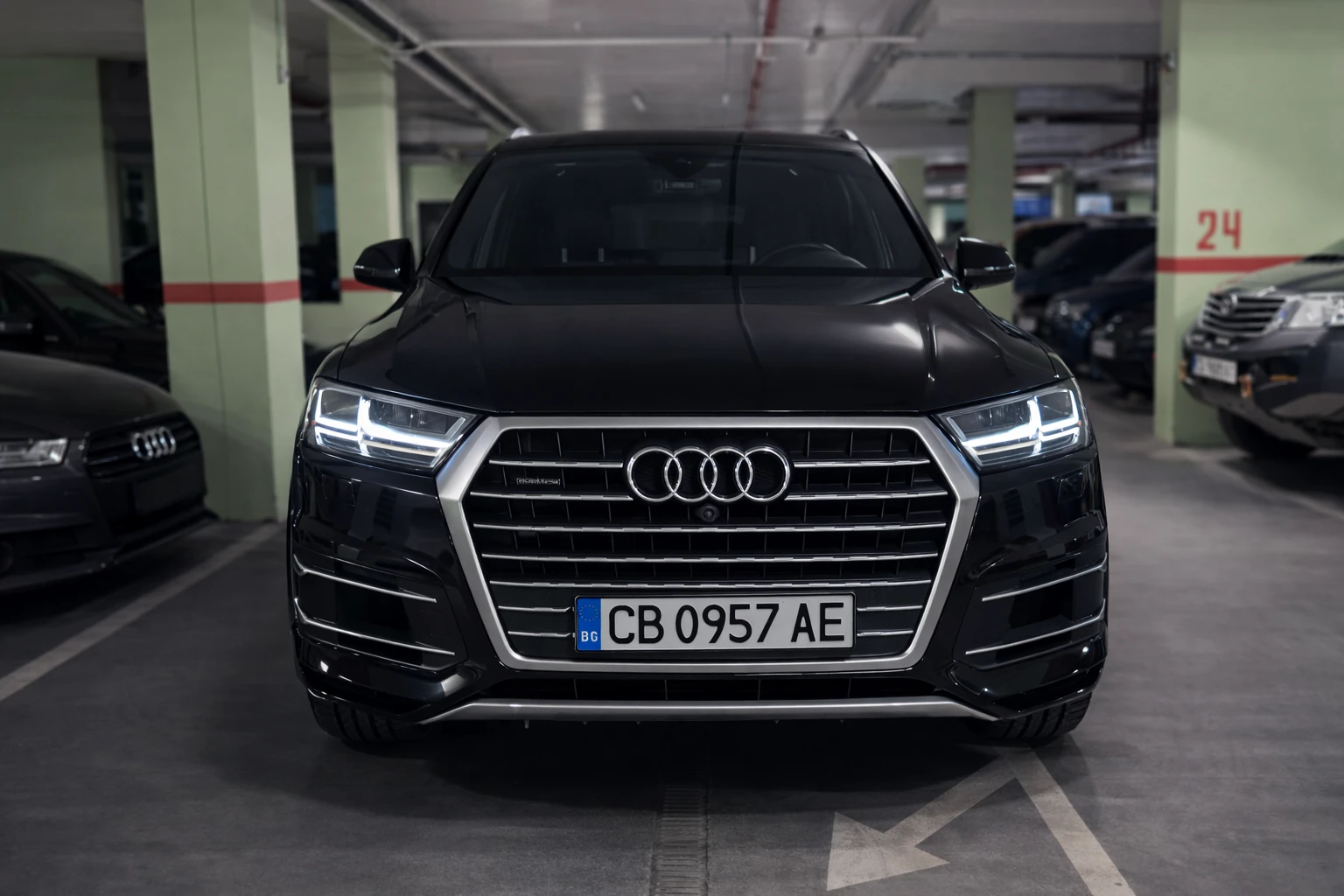 Audi Q7 Audi Q7 3.0TFSI 7местна 333к.с ПАНОРАМА-360 КАМЕРИ