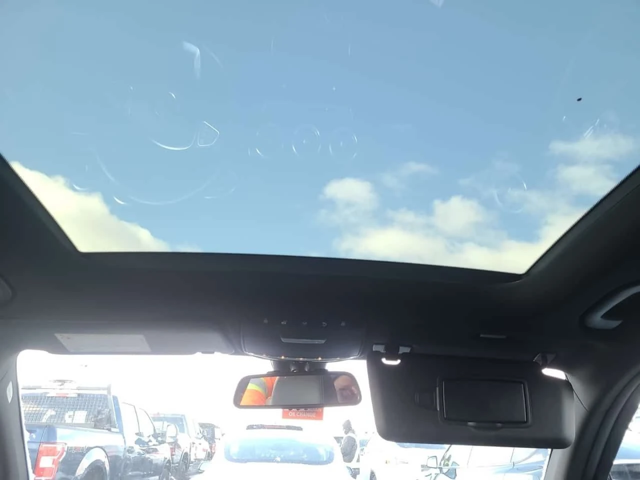 Mercedes-Benz GLC * 300 * * ПАНОРАМА* * ПОДГРЕВИ* * ЗАДНА КАМЕРА* , снимка 7 - Автомобили и джипове - 53849228