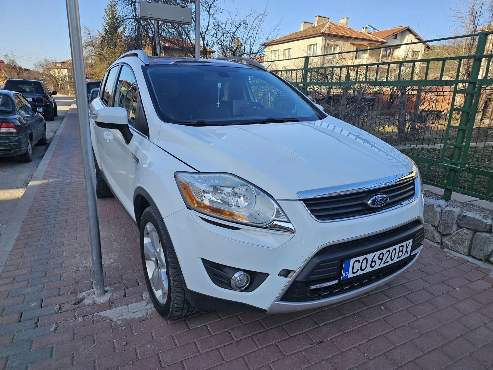 Ford Kuga 2.0, снимка 4 - Автомобили и джипове - 53867698