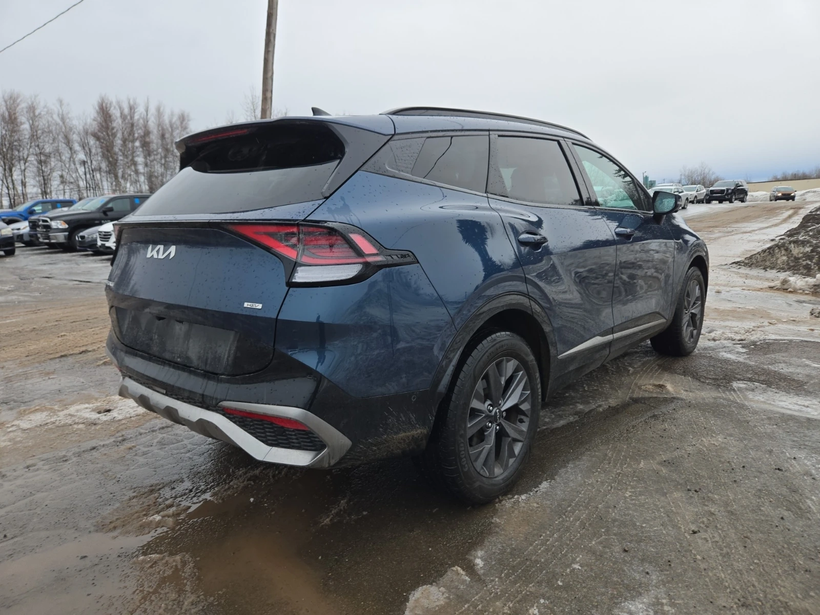 Kia Sportage Hybrid * * CARFAX * * АВТО КРЕДИТ * * , снимка 3 - Автомобили и джипове - 53930144
