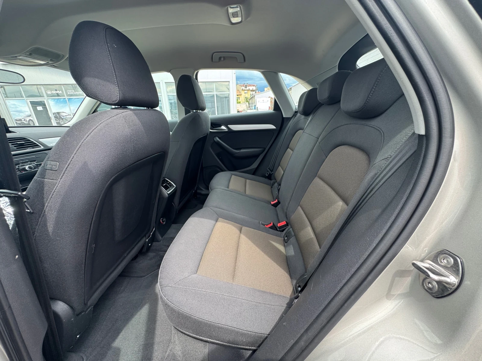 Audi Q3 2.0TDI Quattro Face lift , снимка 9 - Автомобили и джипове - 54608966