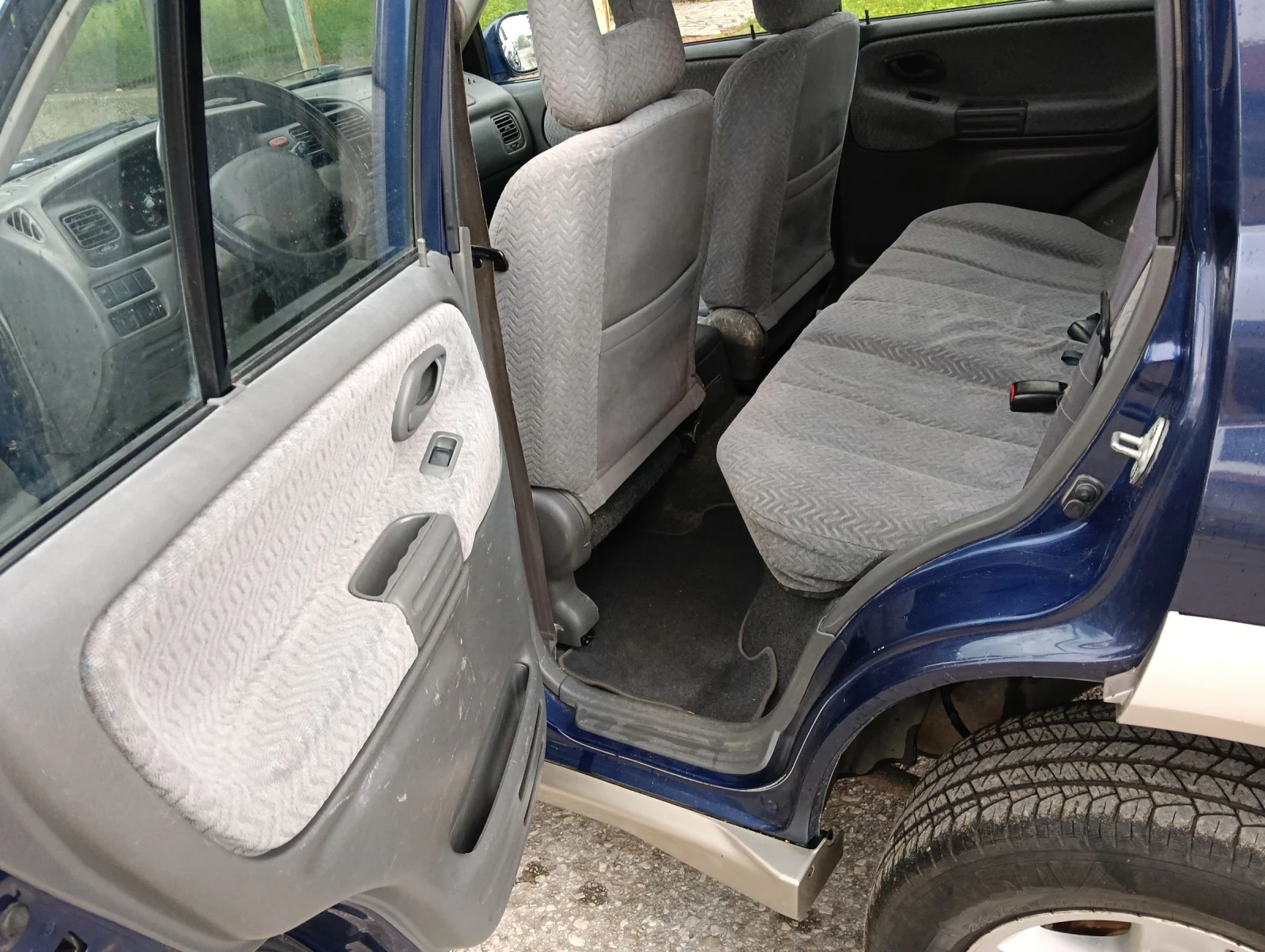 Suzuki Grand vitara 2.0HDI/109 HP, снимка 13 - Автомобили и джипове - 54901416