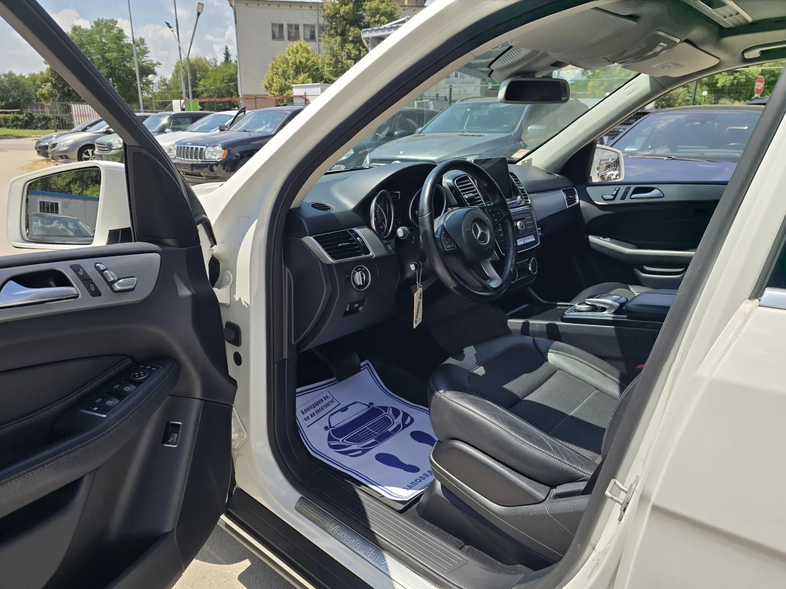Mercedes-Benz GLE 250 D Sport 4MATIC AMG , снимка 10 - Автомобили и джипове - 55324400