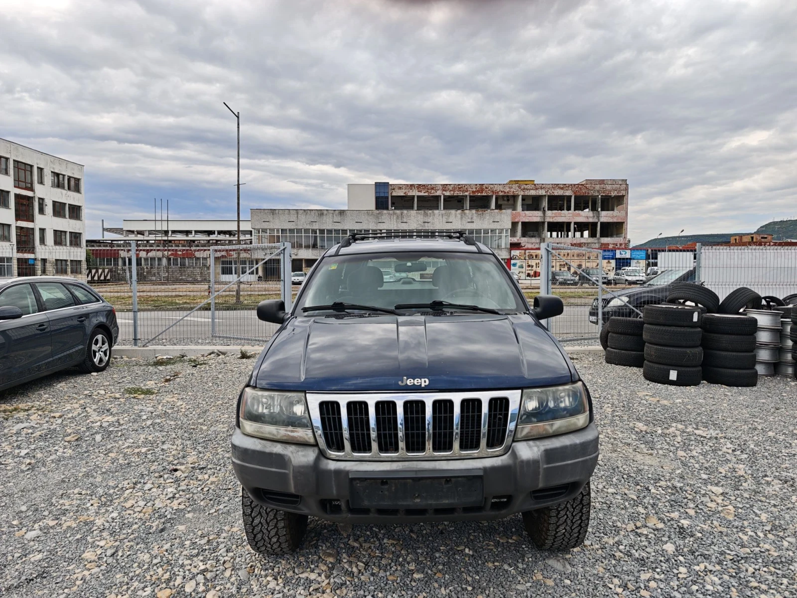 Jeep Cherokee, снимка 2 - Автомобили и джипове - 55954599