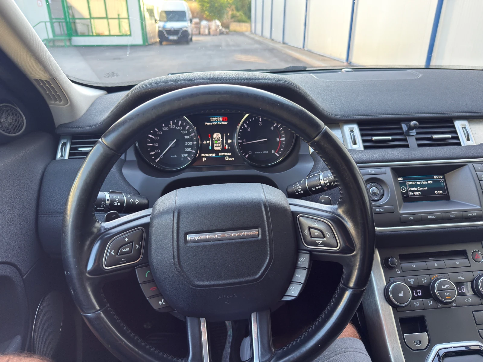 Land Rover Range Rover Evoque 2.2D* ТОП ЦЕНА* ПОДГРЕВ* НОВ ВНОС* , снимка 10 - Автомобили и джипове - 55955059
