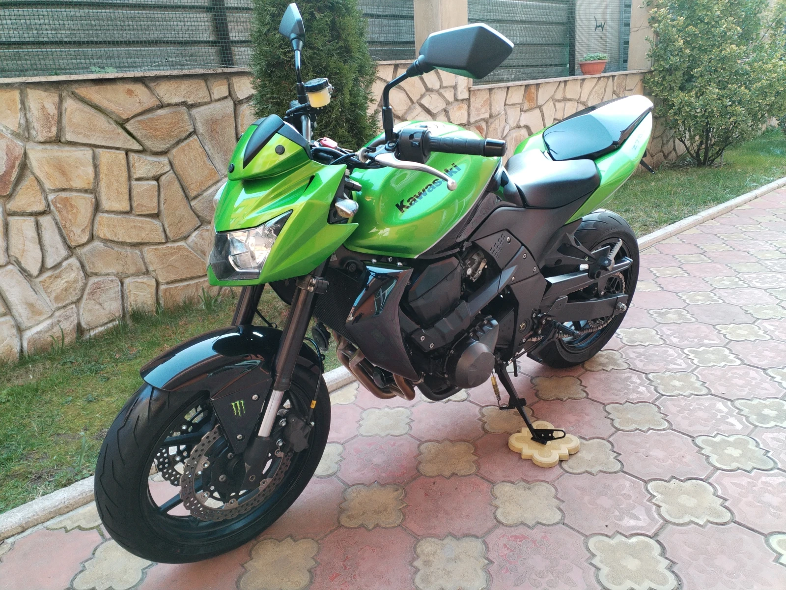 Kawasaki Z 750i КАТО ЧИСТО НОВ!!! 09г., снимка 3 - Мотоциклети и мототехника - 53817129