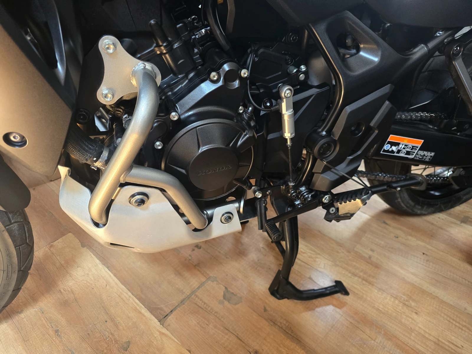 Honda Xl 750 Quickshifter , снимка 13 - Мотоциклети и мототехника - 54944327