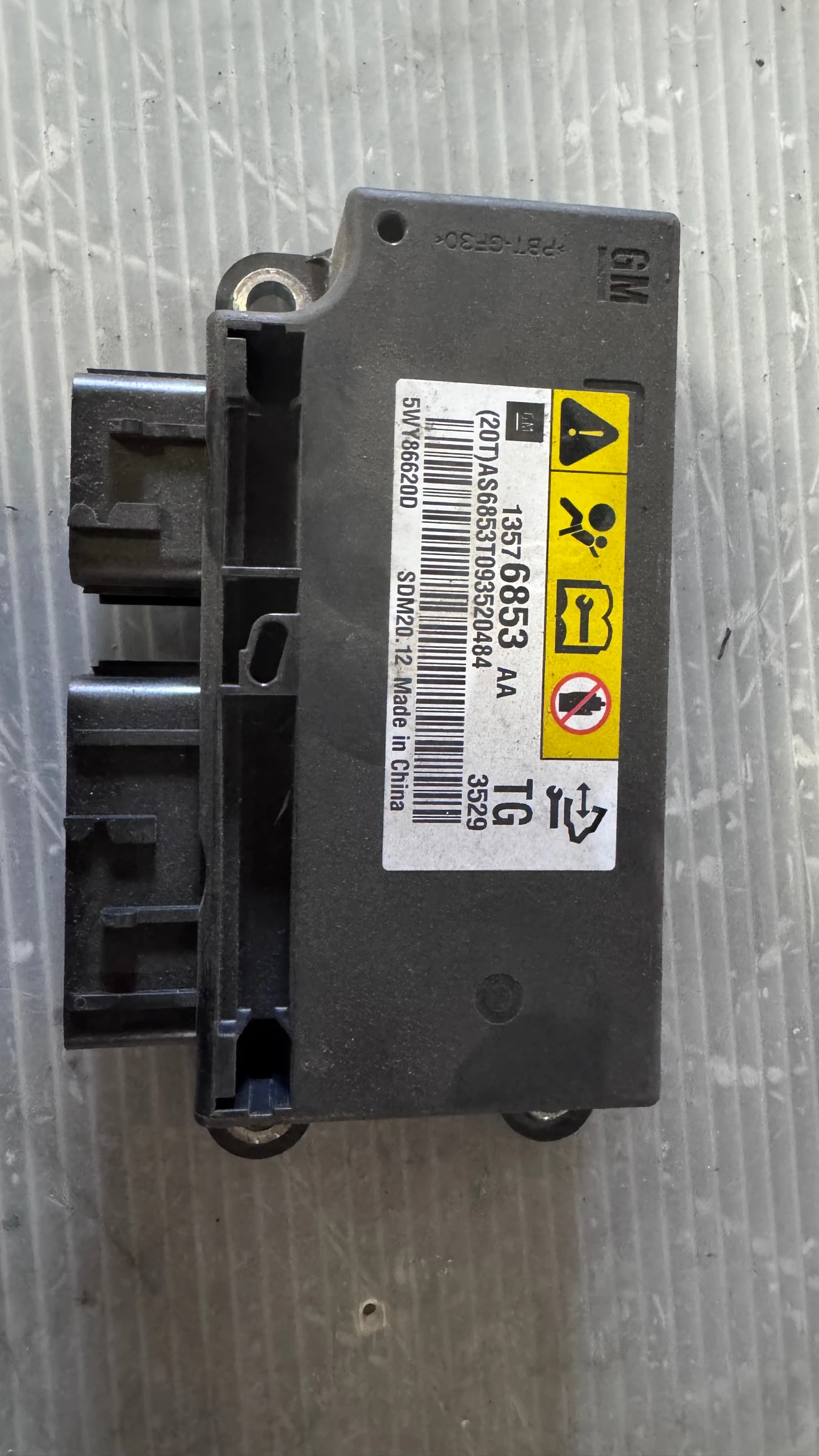 Airbag   Chevrolet  Spark - 13576853 / 5WY86620D | Mobile.bg   1