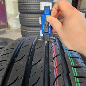 Гуми Летни 235/45R17, снимка 7