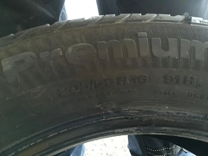 Гуми Летни 205/55R16, снимка 5 - Гуми и джанти - 24371025