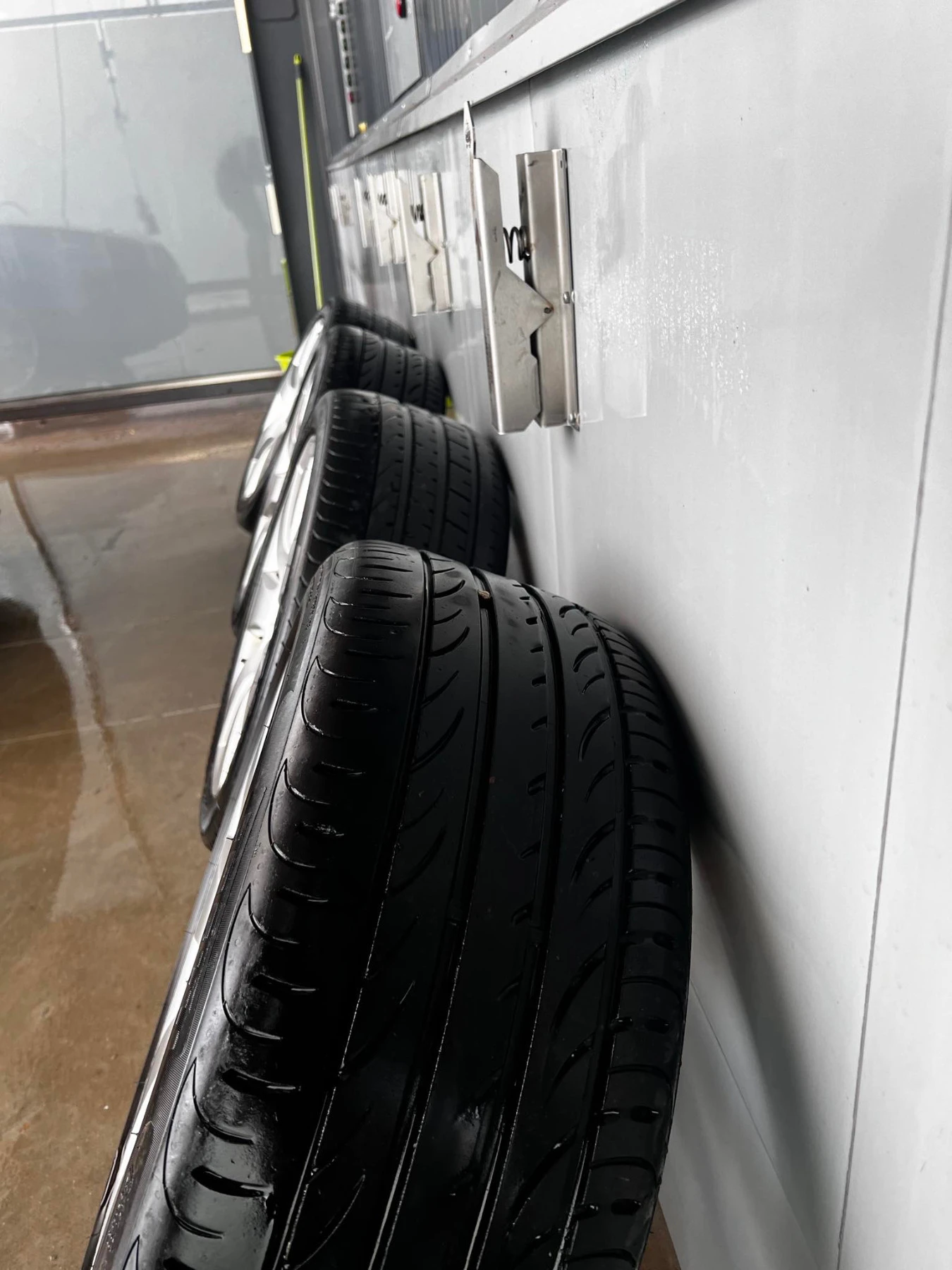    245/40R18  Audi | Mobile.bg   3