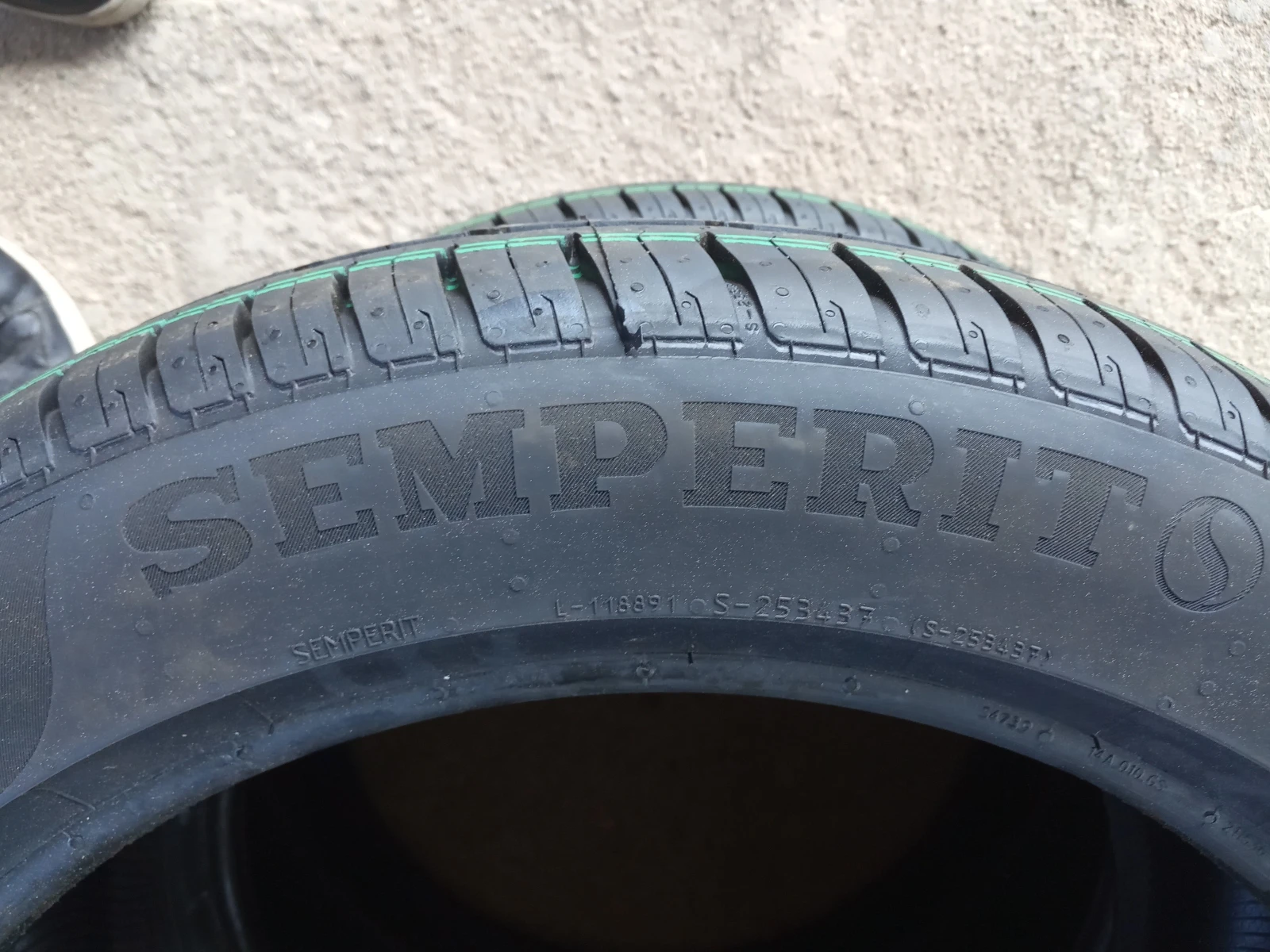  235/45R17 | Mobile.bg   9