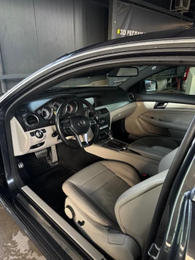 Mercedes-Benz C 220 C220, снимка 14