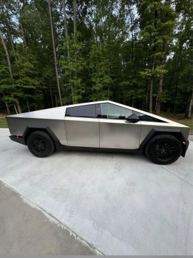 Tesla Roadster Sport Tesla CyberTruck, снимка 1 - Автомобили и джипове - 45917744