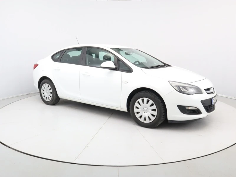 Opel Astra 1.6 CDTi, снимка 3 - Автомобили и джипове - 46545713