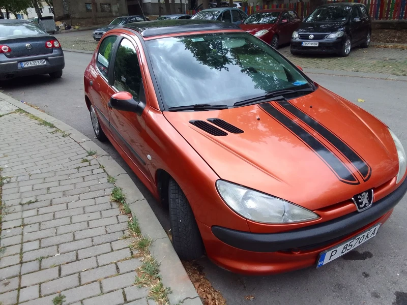 Peugeot 206 1.4 75hp, снимка 3 - Автомобили и джипове - 47192545