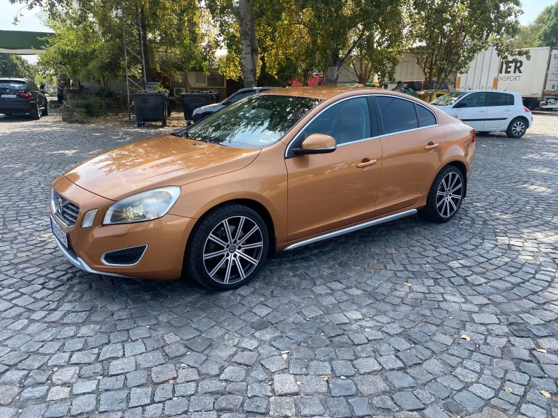 Volvo S60 D5 215ps, снимка 1 - Автомобили и джипове - 47501654