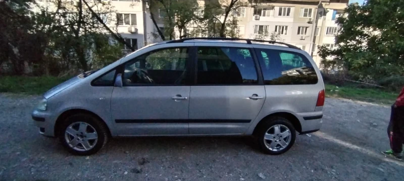 VW Sharan 1.9 TDI, снимка 7 - Автомобили и джипове - 47737425