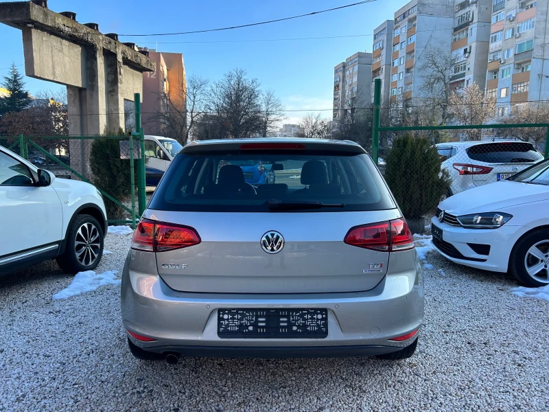 VW Golf 1.6 TDI, снимка 5 - Автомобили и джипове - 48724909