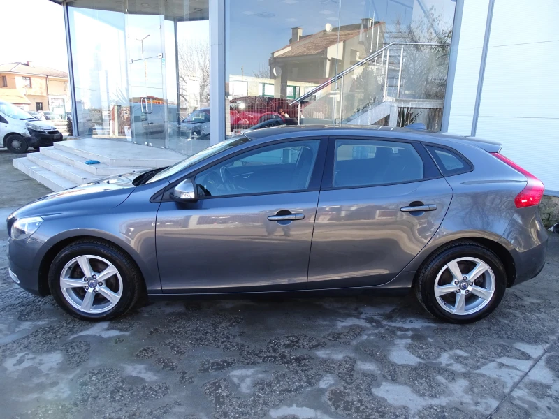 Volvo V40 1.6D2_115 Коня_Германия_* , снимка 8 - Автомобили и джипове - 48822251