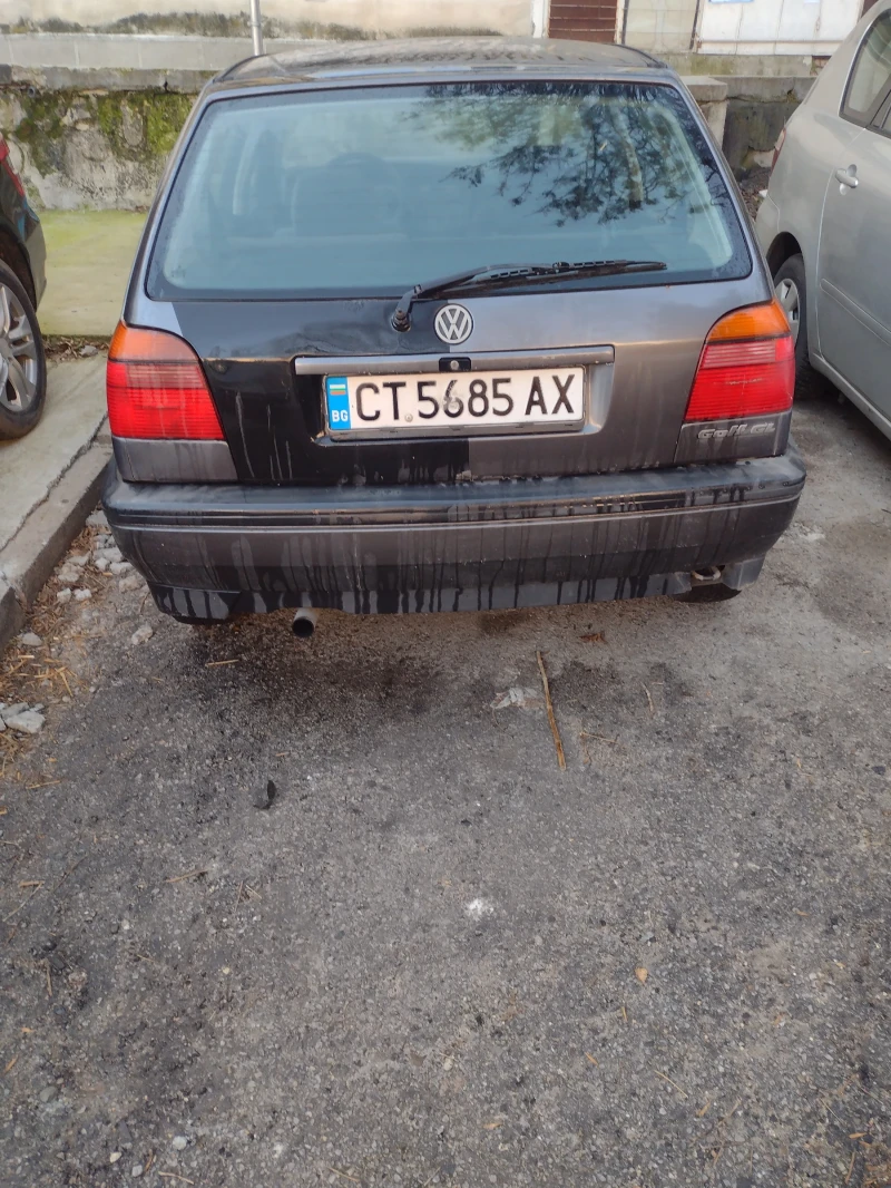 VW Golf, снимка 2 - Автомобили и джипове - 48907078