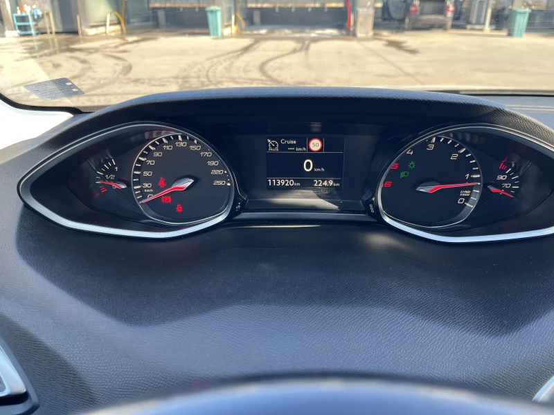 Peugeot 308 BlueHDI 1.5, снимка 11 - Автомобили и джипове - 49244543