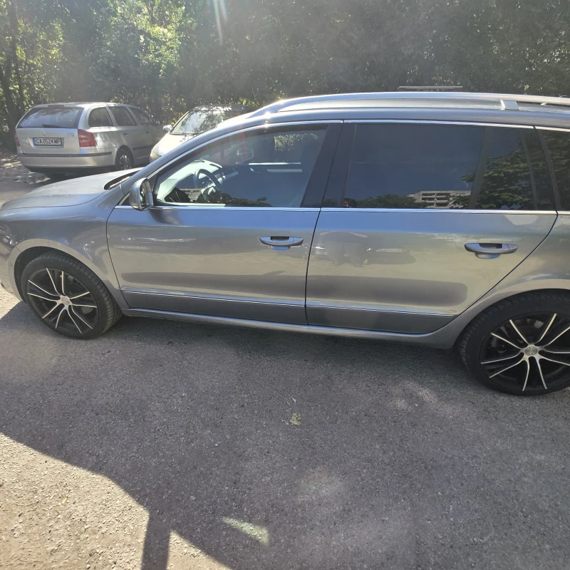 Skoda Superb, снимка 10 - Автомобили и джипове - 52585671