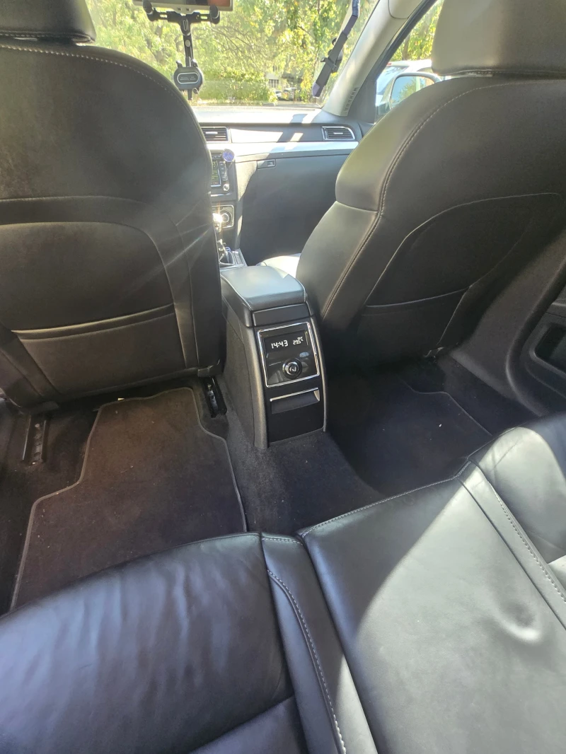 Skoda Superb, снимка 13 - Автомобили и джипове - 52585671