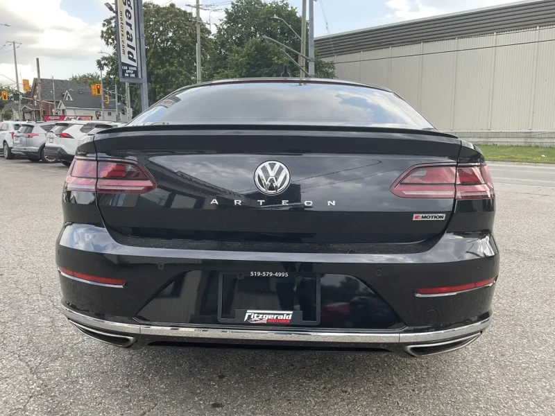 VW Arteon R-line* 4M* Обдух* Камера* Подгрев* Пано, снимка 5 - Автомобили и джипове - 52317596