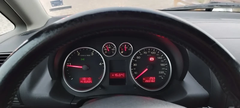 Audi A2, снимка 8 - Автомобили и джипове - 52802667