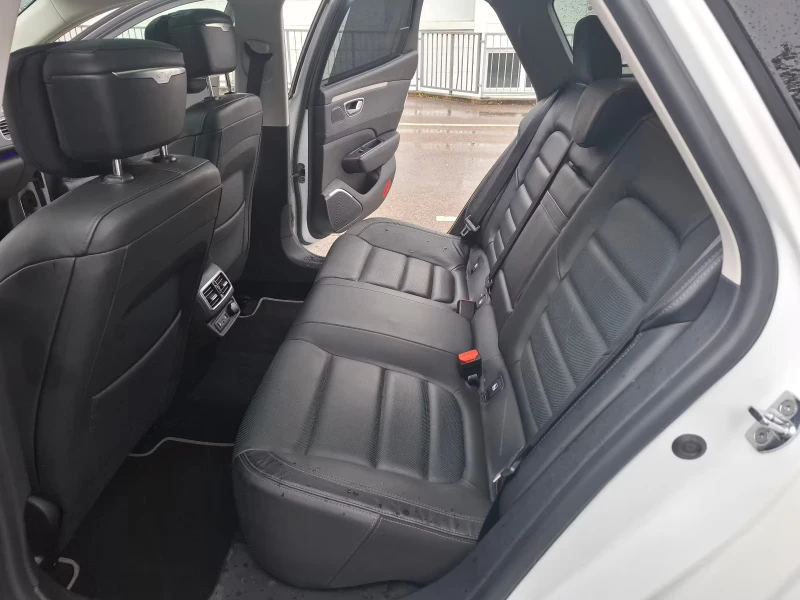 Renault Talisman GRANDTOUR/224HP/FWD/BSA/KLESS/LED/AMBI/PANO/870f, снимка 15 - Автомобили и джипове - 52210594
