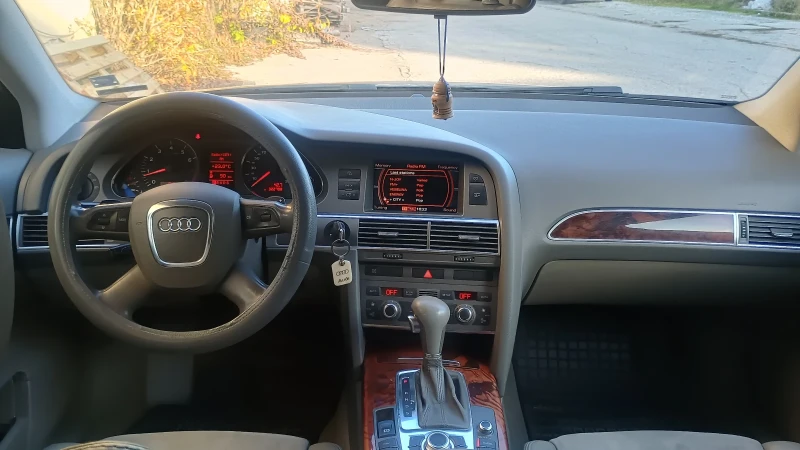 Audi A6 А6 4F  2.4 Бензин + Газ, снимка 5 - Автомобили и джипове - 52267178