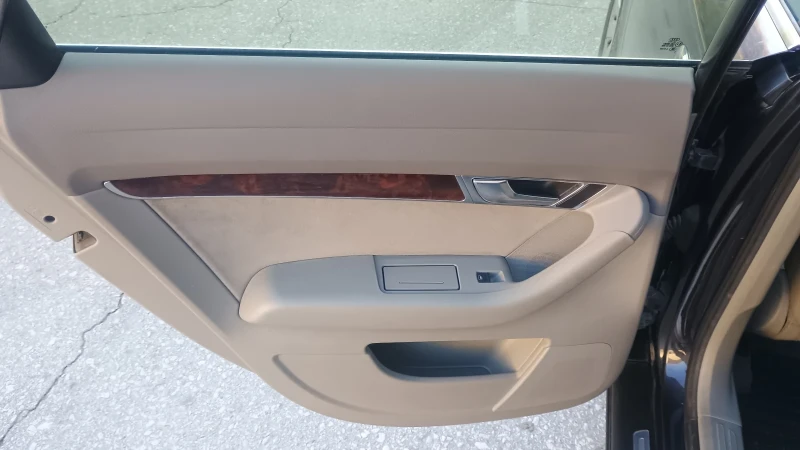 Audi A6 А6 4F  2.4 Бензин + Газ, снимка 7 - Автомобили и джипове - 52267178