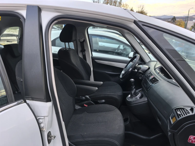 Citroen C4 Picasso ТОП СЪСТОЯНИЕ , снимка 11 - Автомобили и джипове - 52280252