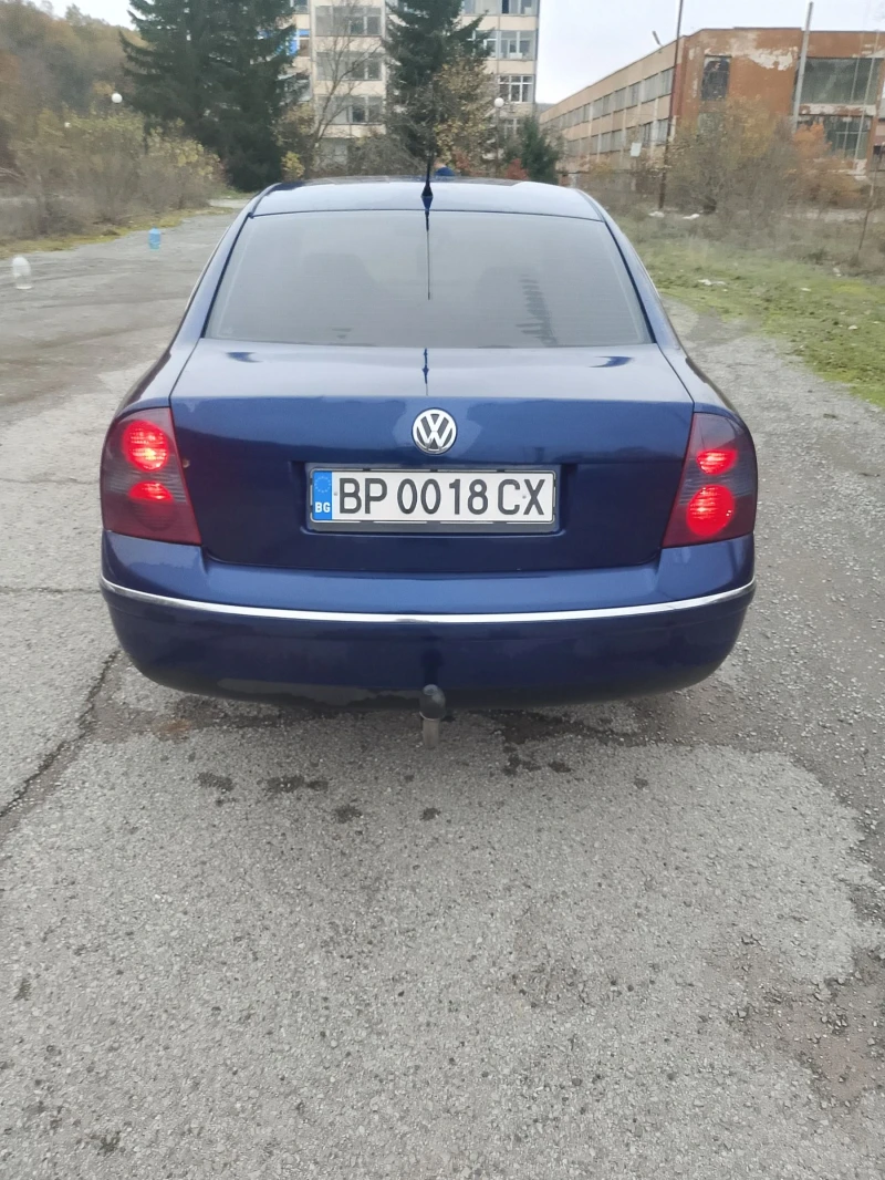 VW Passat, снимка 2 - Автомобили и джипове - 52372649
