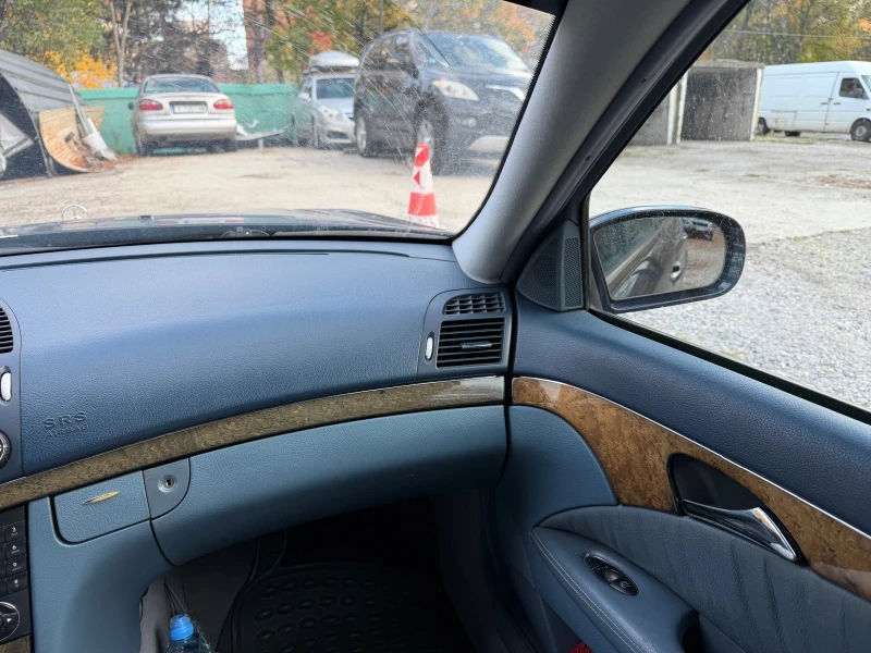 Mercedes-Benz E 320, снимка 7 - Автомобили и джипове - 52407554