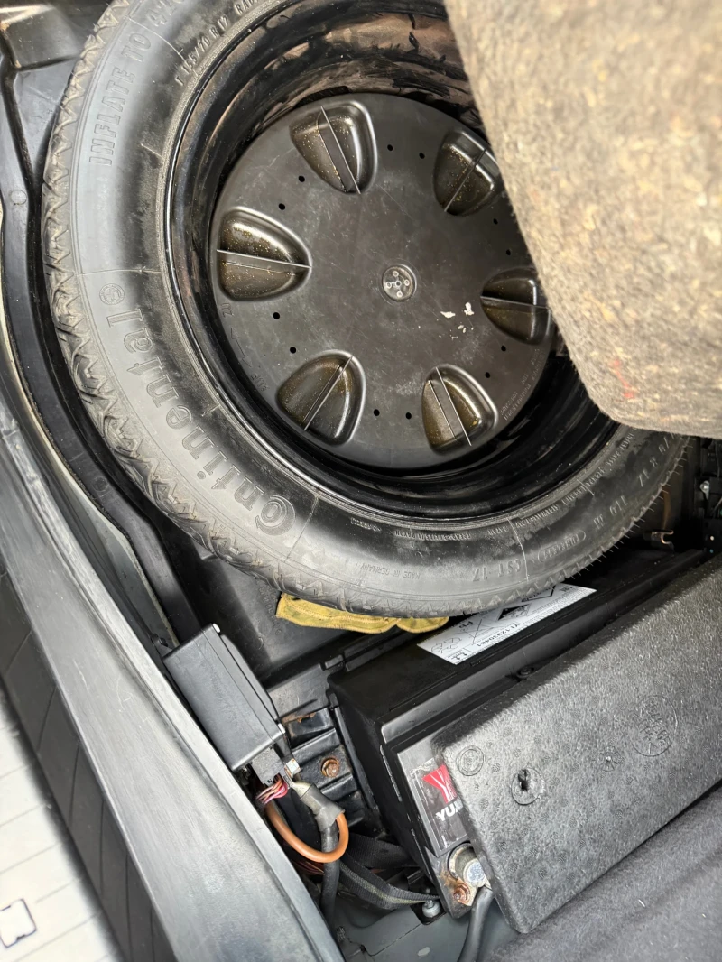 Mercedes-Benz E 320, снимка 11 - Автомобили и джипове - 52407554