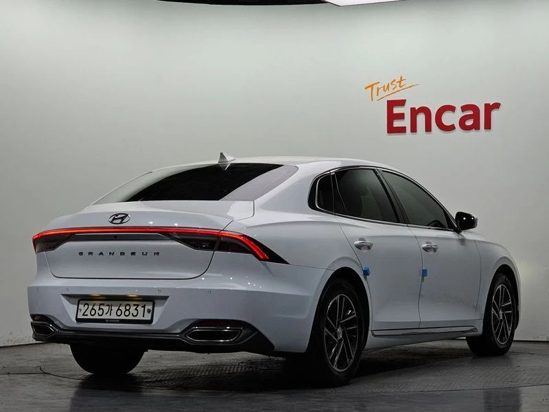 Hyundai Grandeur 3.0 Automatic, снимка 3 - Автомобили и джипове - 55656057