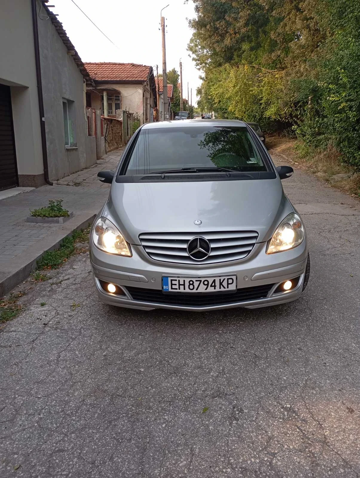 Mercedes-Benz B 180, снимка 1