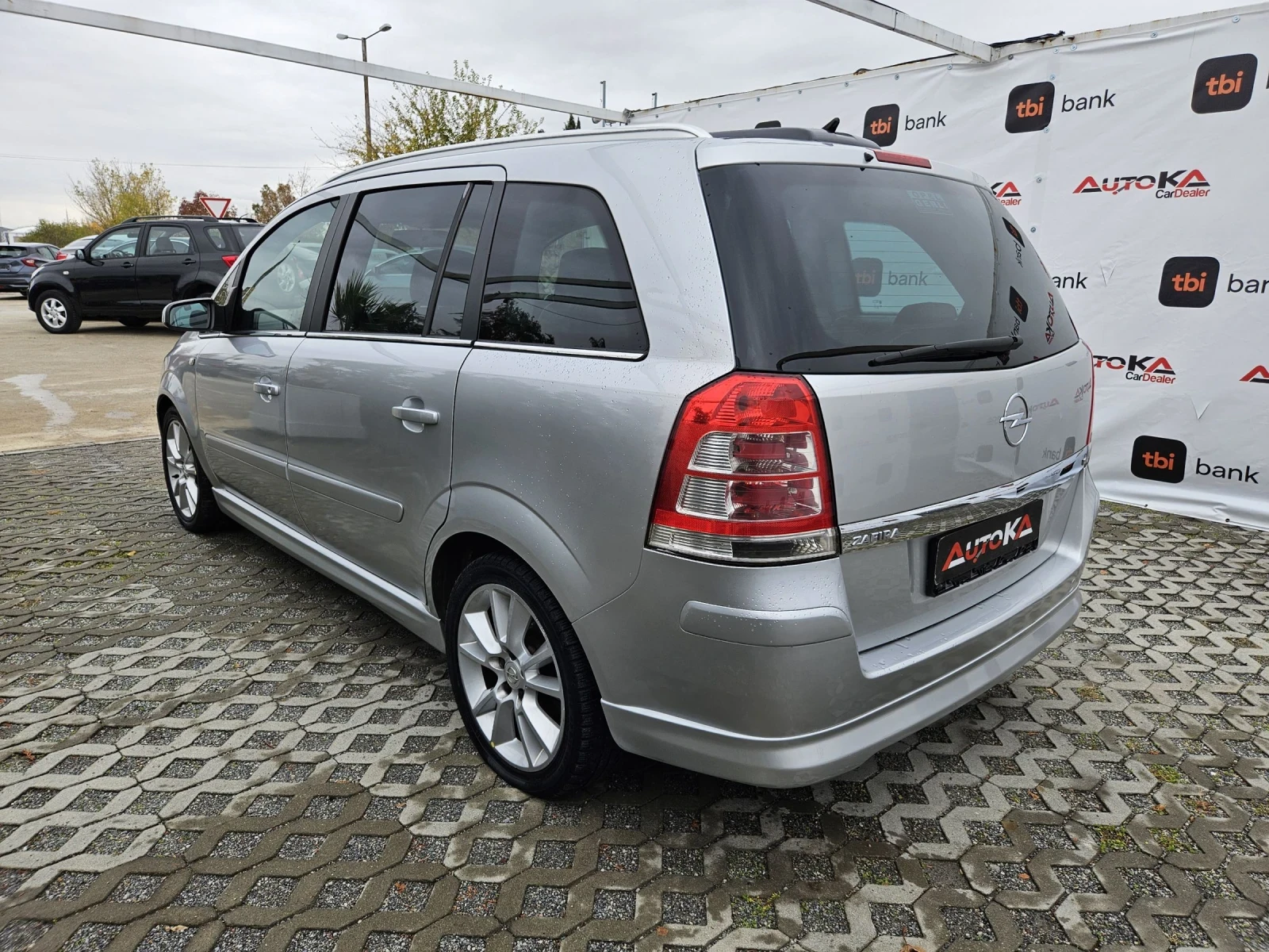 Opel Zafira 1.8i-140кс= 7МЕСТА= * COSMO* = ПАНОРАМА= 139.000км - изображение 5